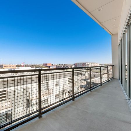 Snazzy Loft Style 2Br I Gym I Parking I Workspace Dallas Exterior foto