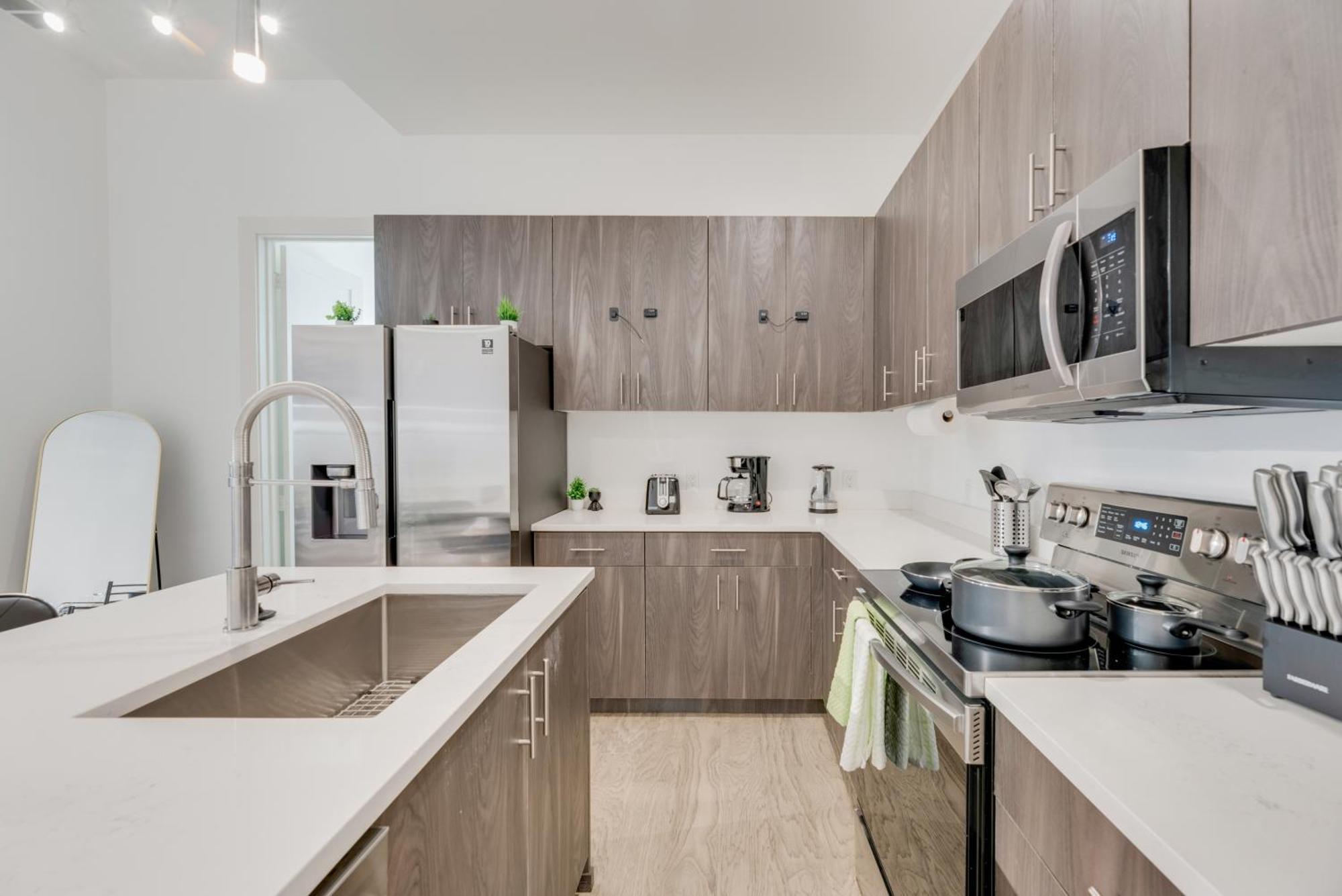 Snazzy Loft Style 2Br I Gym I Parking I Workspace Dallas Exterior foto